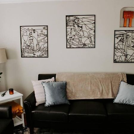 Cozy House Near Lake Erie, 10 Minutes To Downtown. Cleveland Ngoại thất bức ảnh