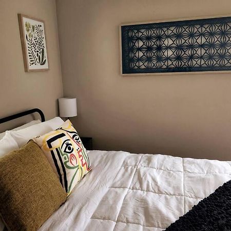 Cozy House Near Lake Erie, 10 Minutes To Downtown. Cleveland Ngoại thất bức ảnh