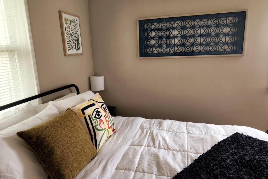 Cozy House Near Lake Erie, 10 Minutes To Downtown. Cleveland Ngoại thất bức ảnh