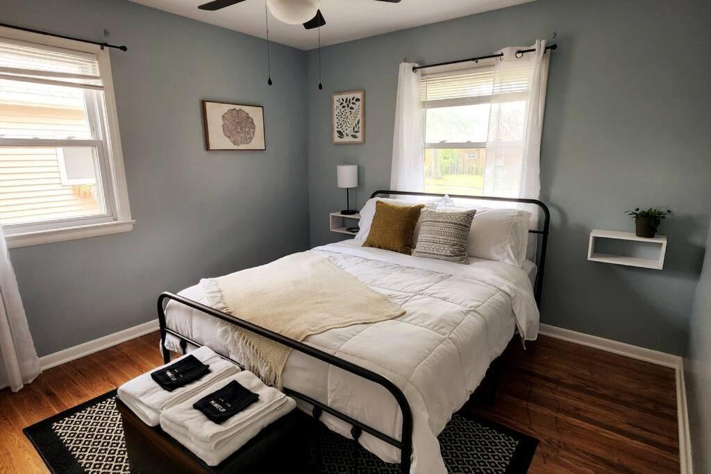 Cozy House Near Lake Erie, 10 Minutes To Downtown. Cleveland Ngoại thất bức ảnh