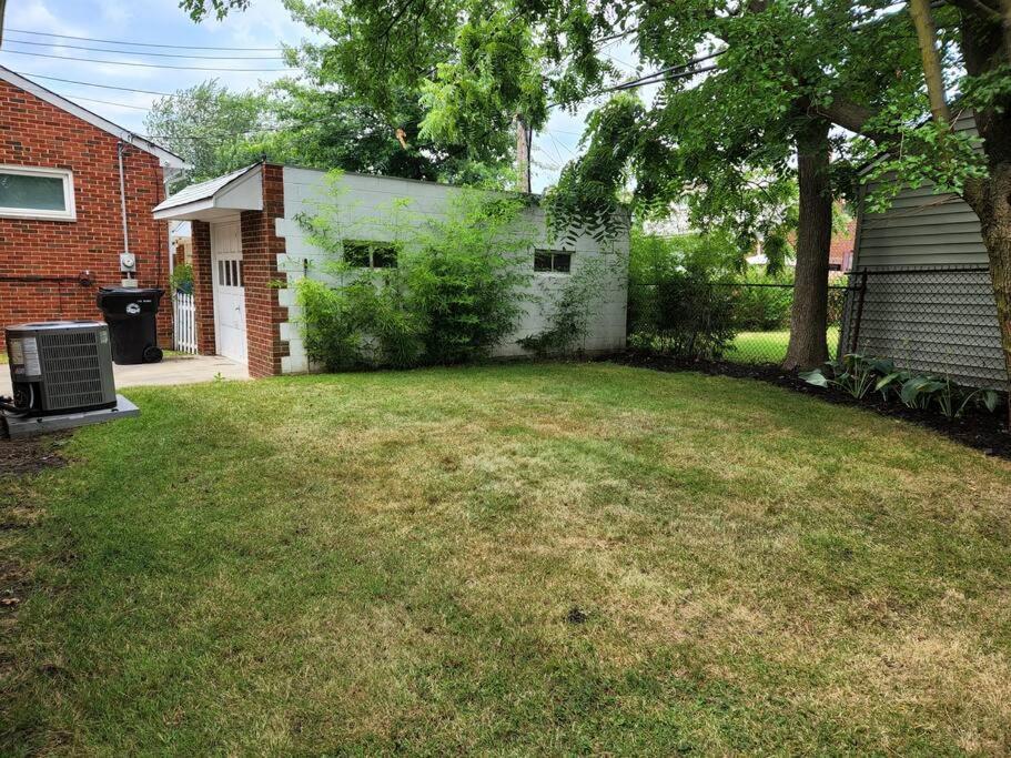 Cozy House Near Lake Erie, 10 Minutes To Downtown. Cleveland Ngoại thất bức ảnh